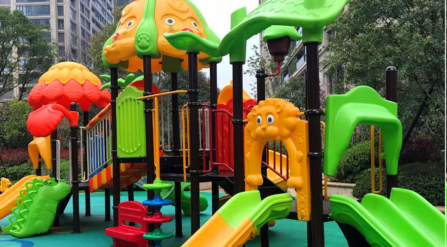 室外游樂場最新設備有哪些？