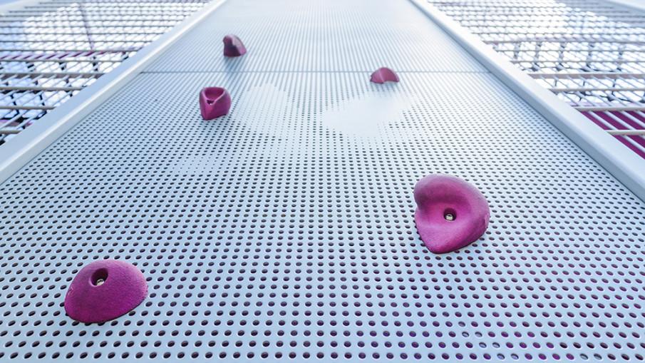 小區新型游樂設備-攀巖