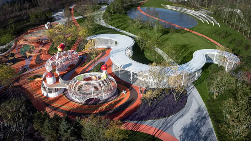 星際探索主題兒童樂園遠景圖