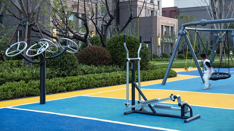 現代城市社區活動場地的健身器材